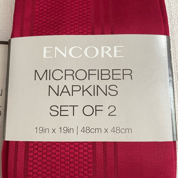 Microfiber napkins set of 2 (6). 19in/19in /48cm/48cm. - Picture 2 of 4